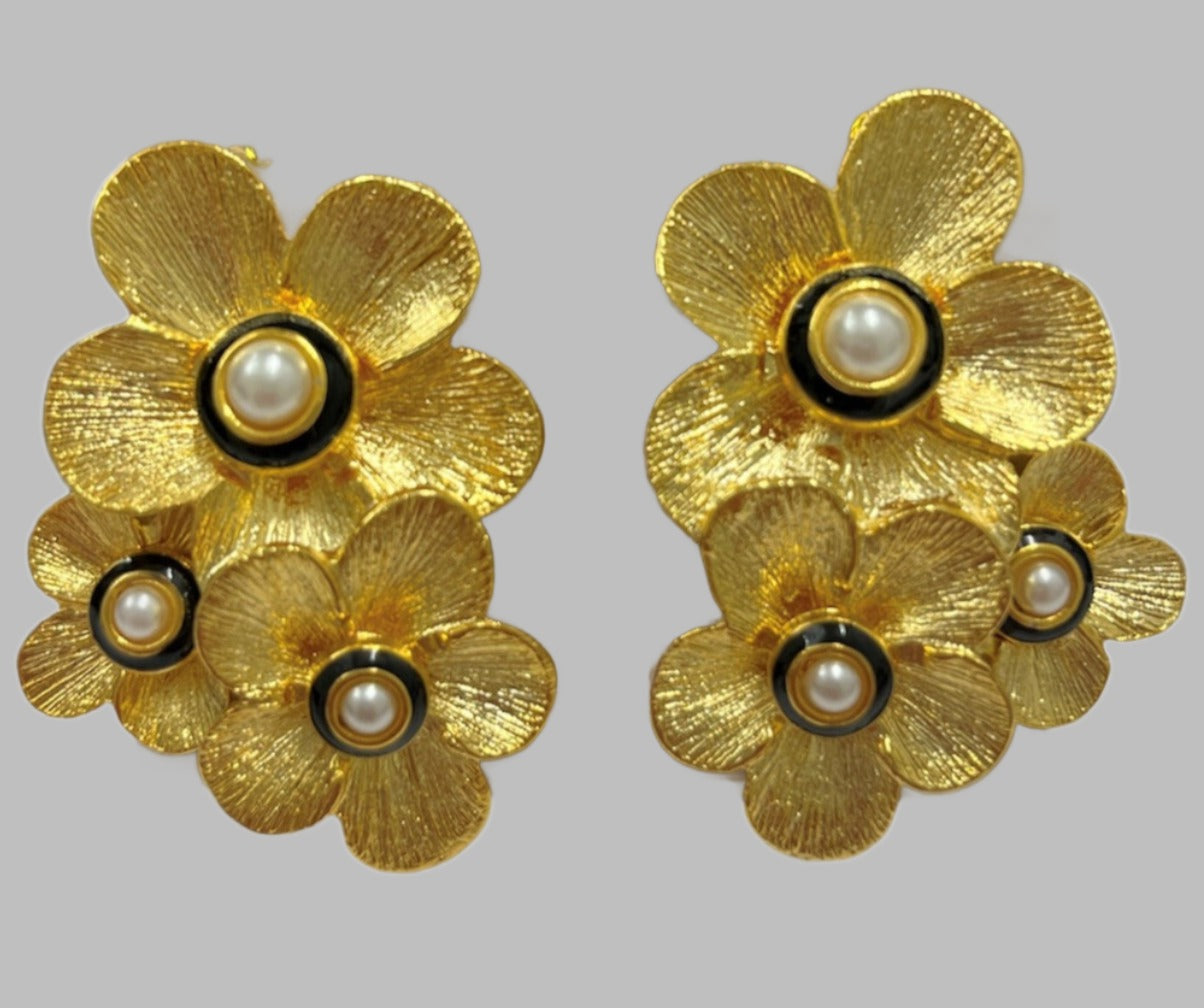 Pearl Clustered Flower Clip Earrings Vanderbilt Collection 0716