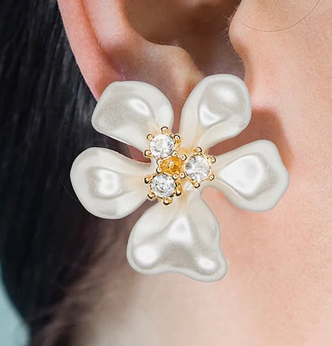 Large Clip Flower in Colors