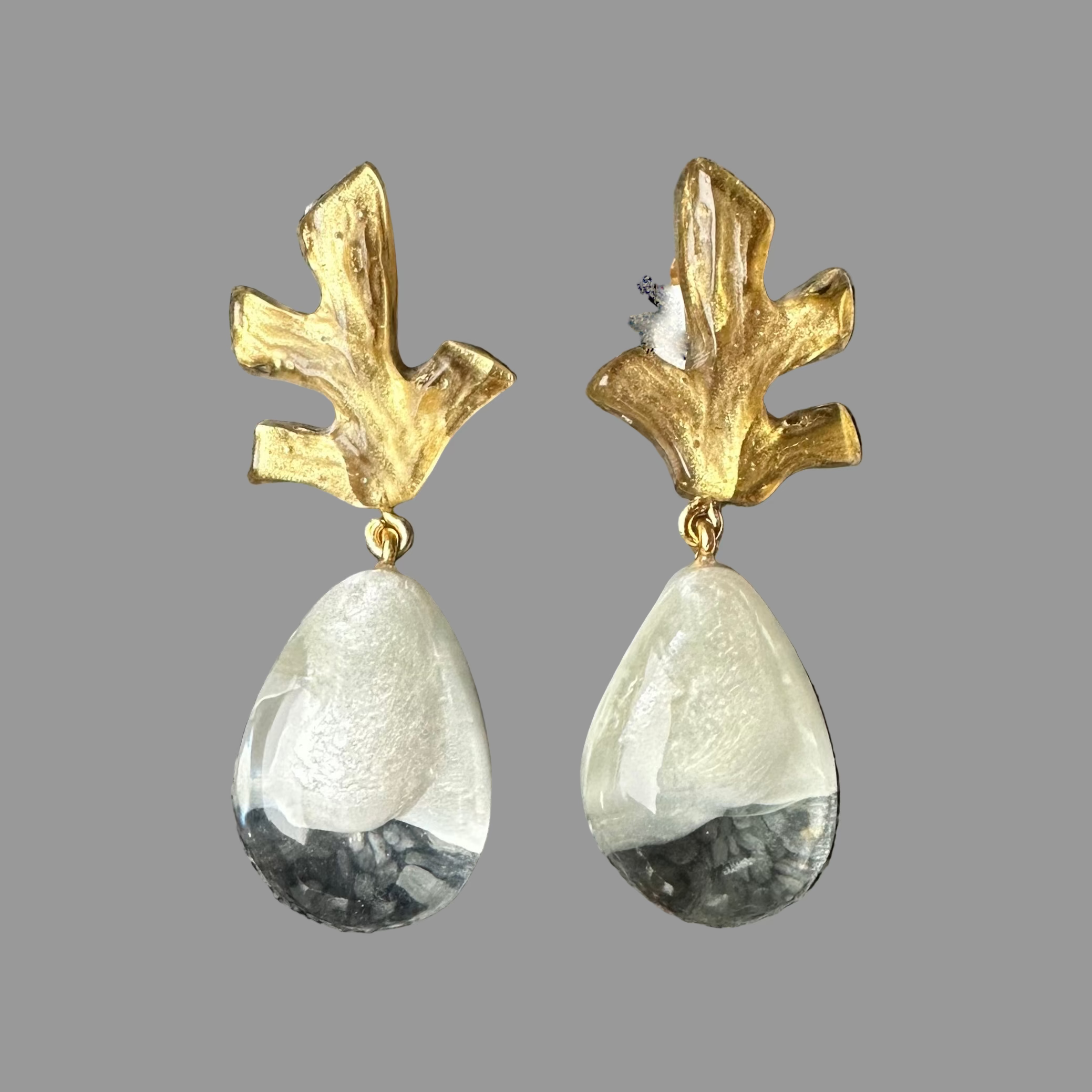 Coraline Drop in Colors