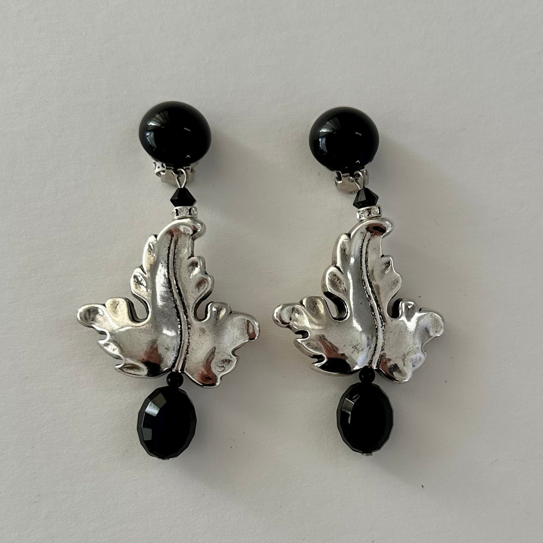 Silver Leaf Drop