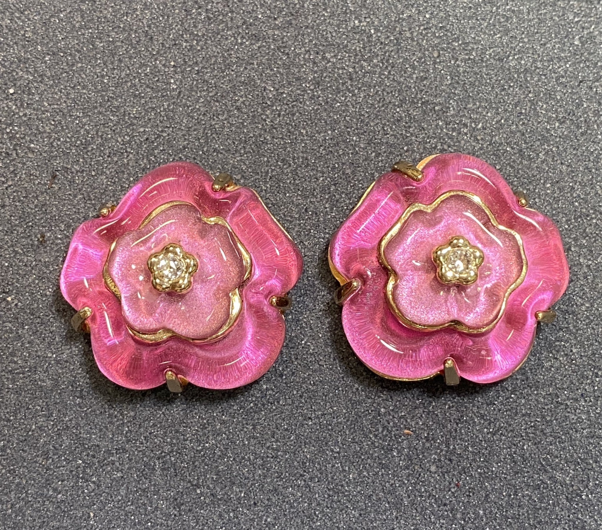 Flower CZ Center / Colors