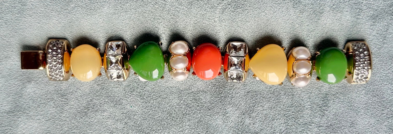 Ovals and Pearls and Pearls