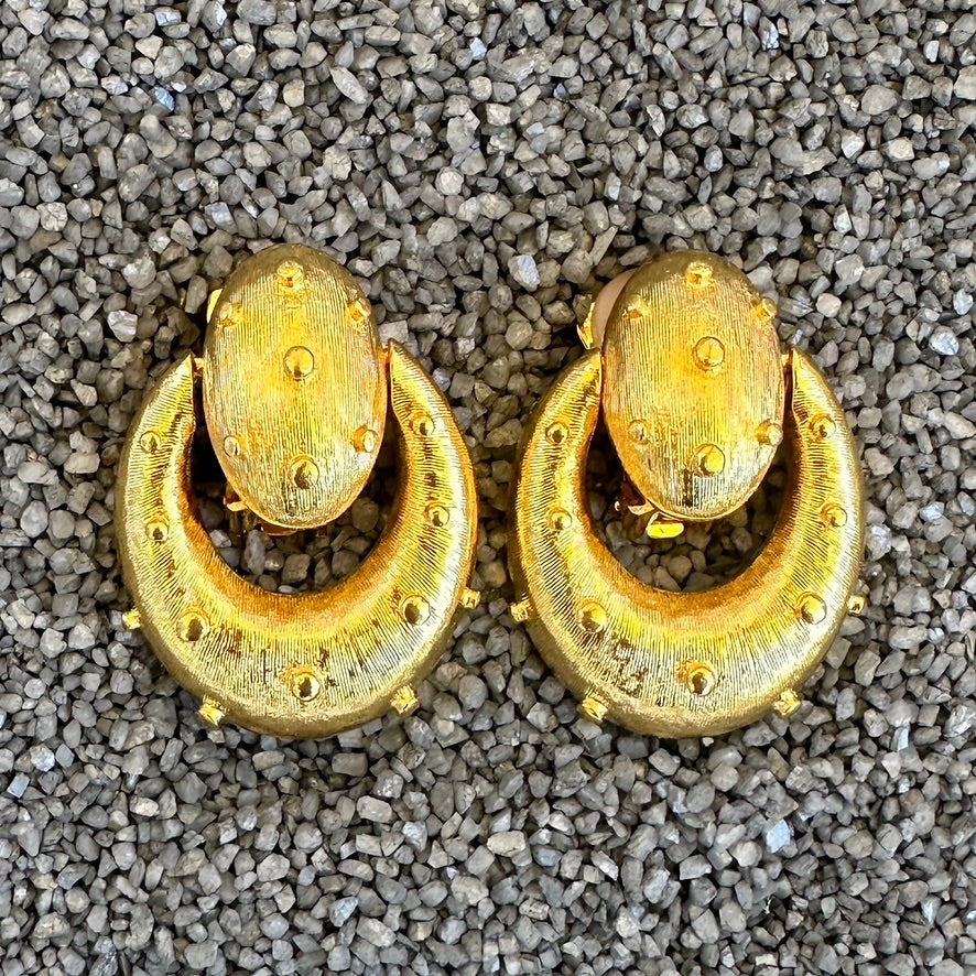 1" Gold Doorknocker w/Dots