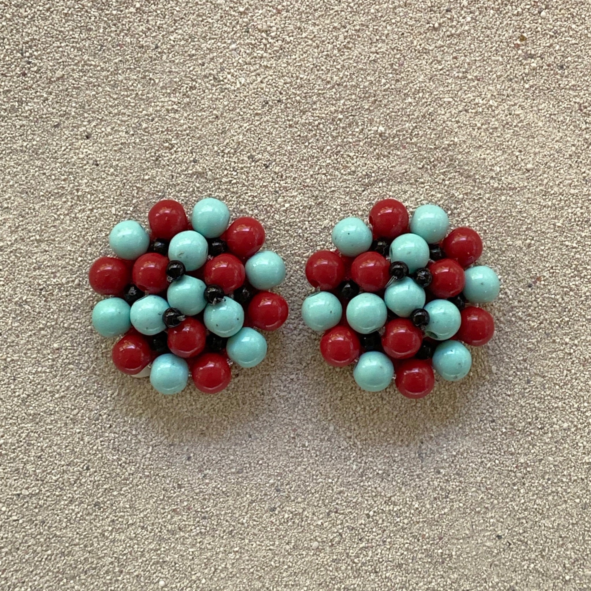 Small Clusters Multi Color