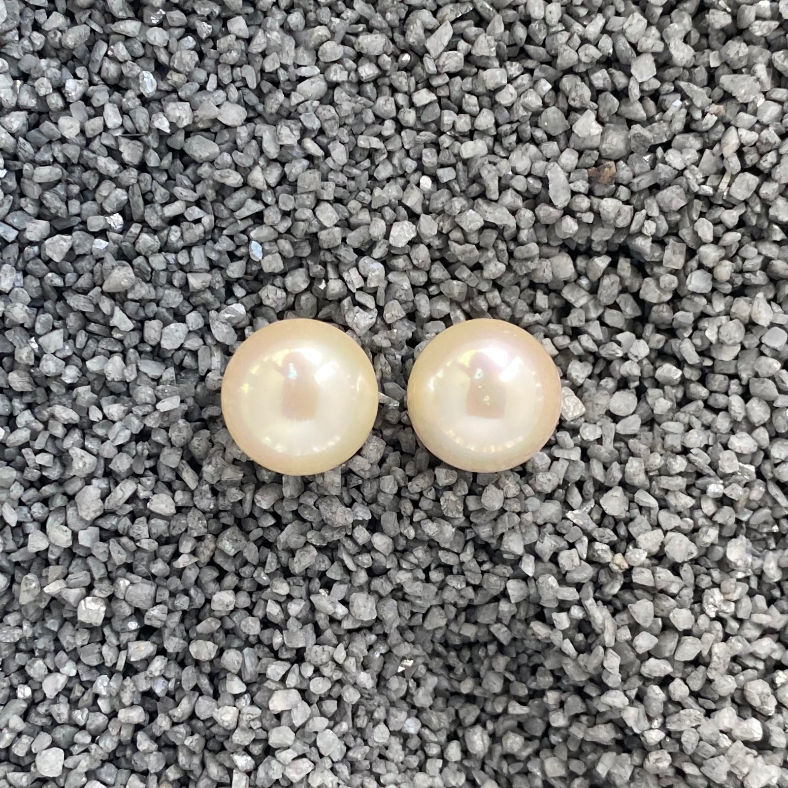 Small Rose Pearl Clip