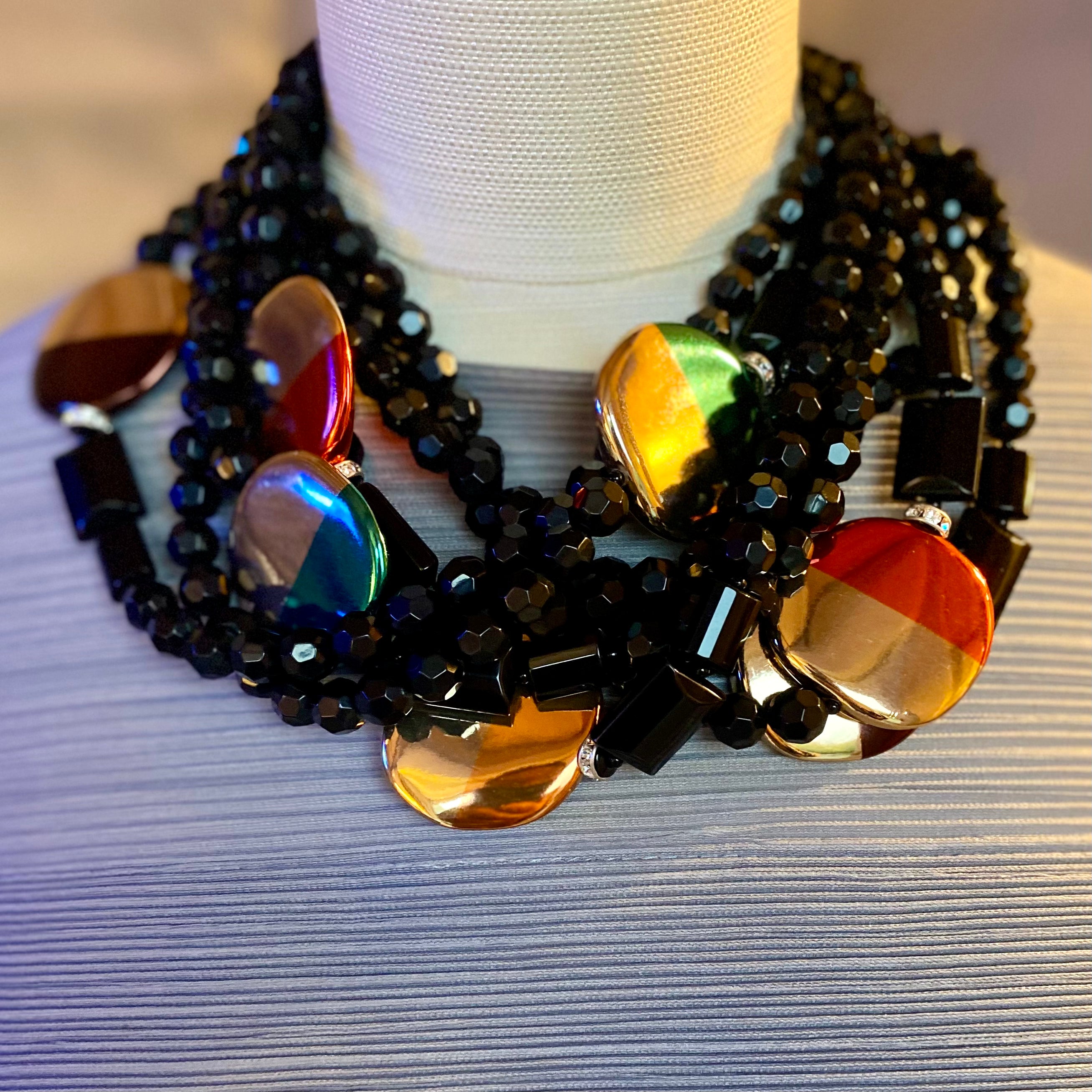 Black 7 Strand Shiny Disks