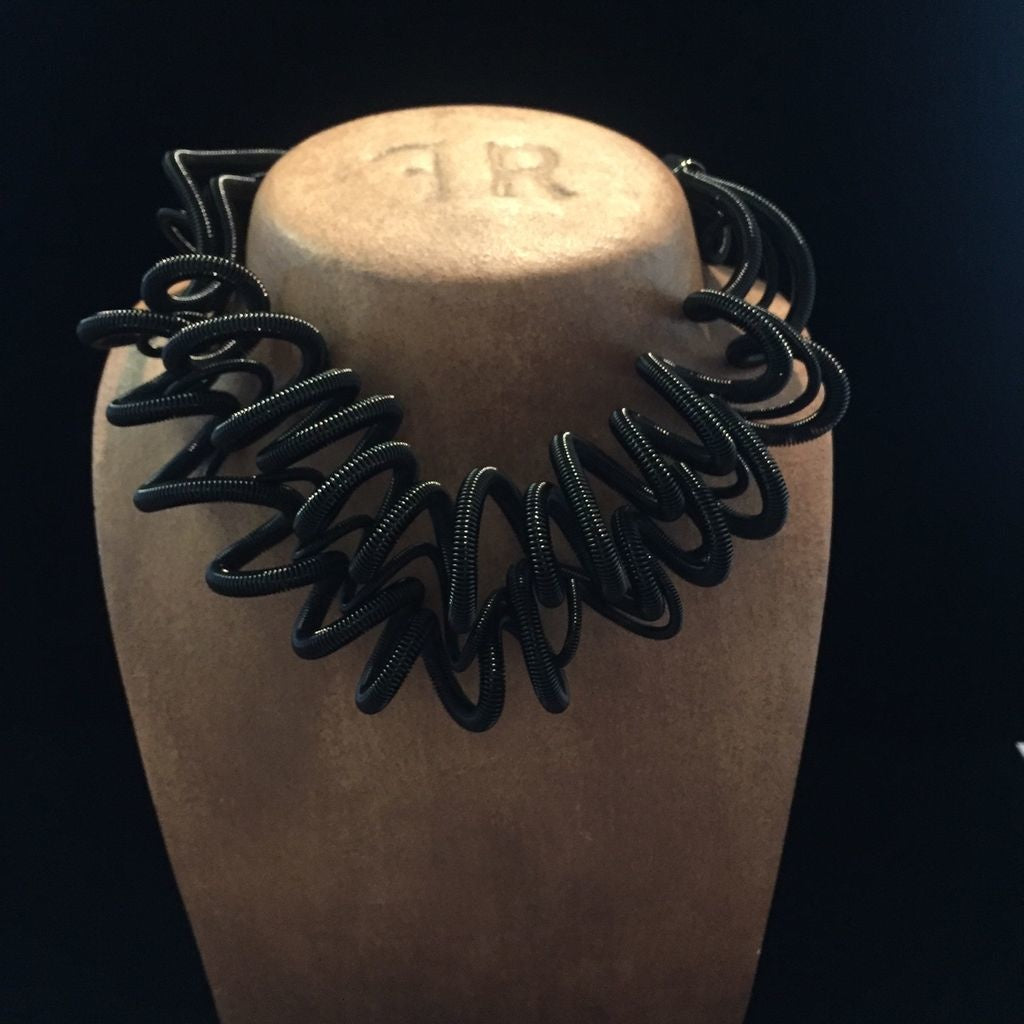 Vcexclusives: Spirale Black