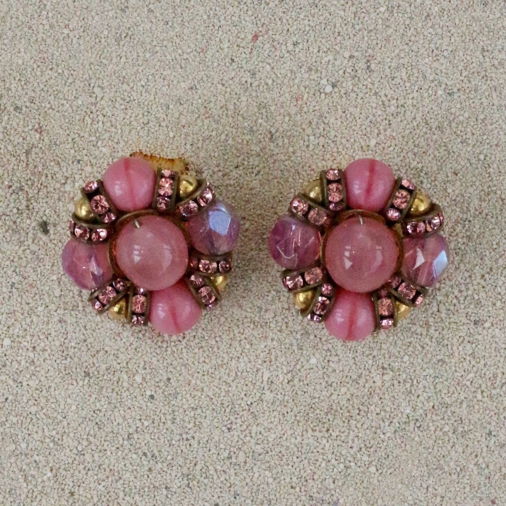 Fmaontague: Cabouchon Pink