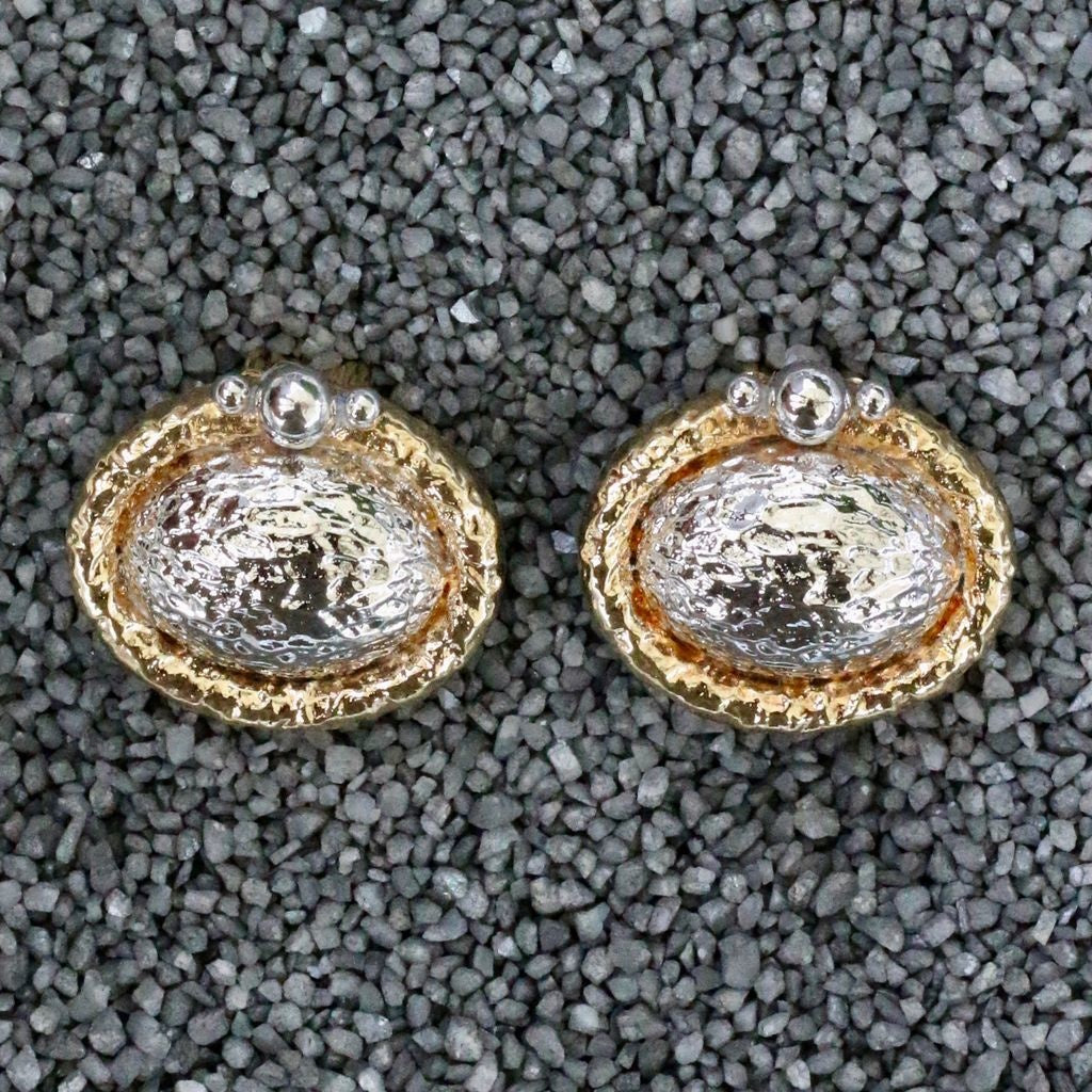 Vcexclusives: Oval With Silver Center