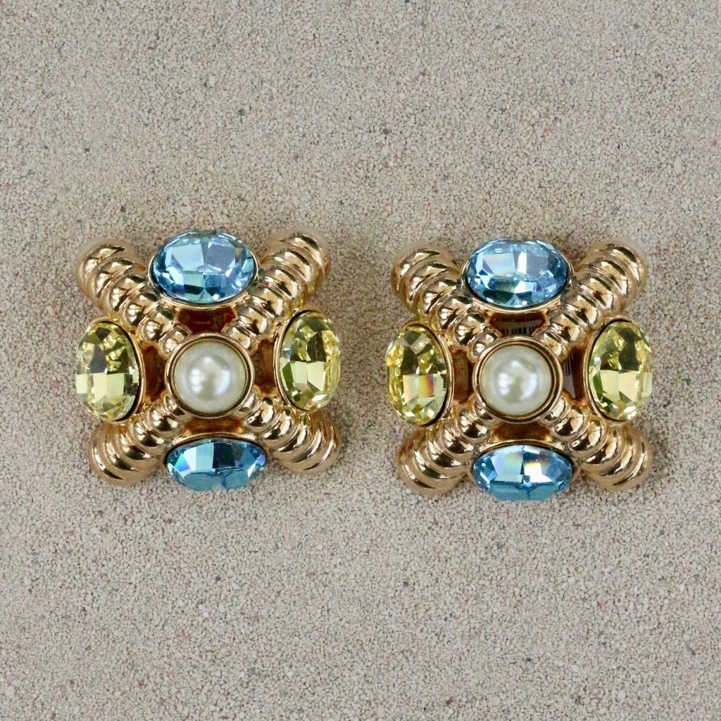 Fire Flowers Multi Colored W/Pearl Center