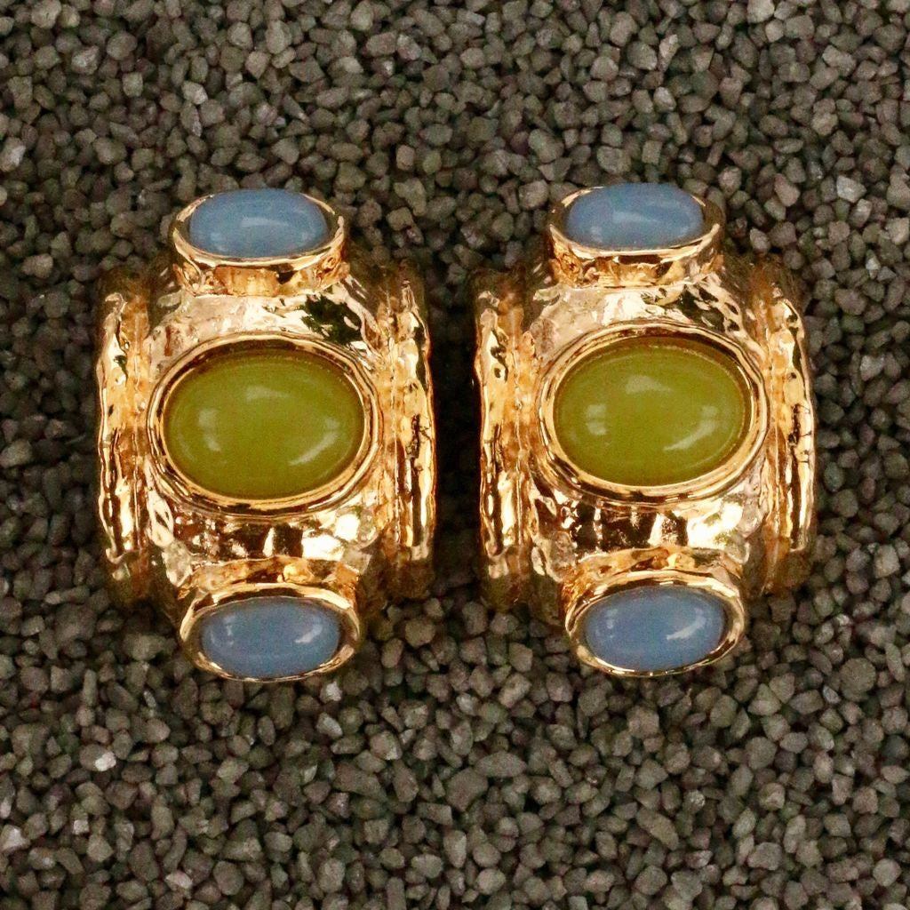 Dakota Green And Blue