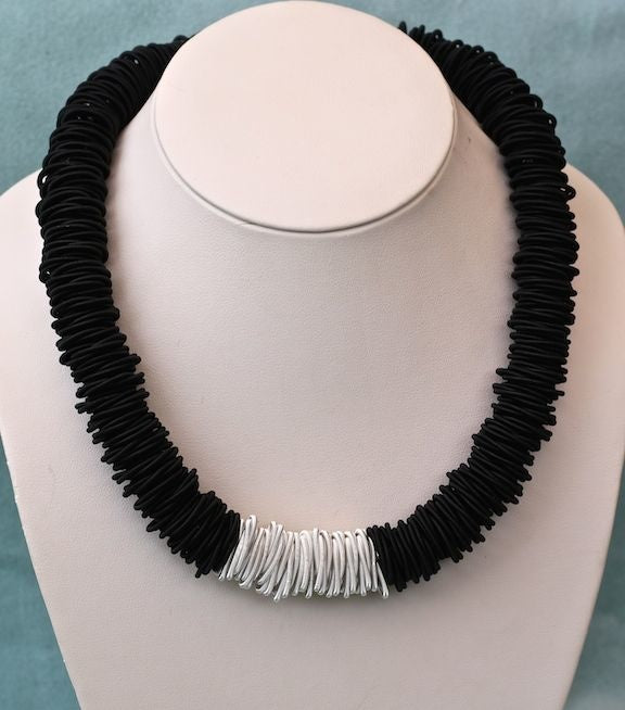 Vcexclusives: Black Wire With Gray Wire