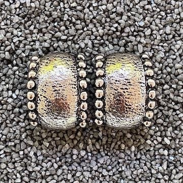 Vcexclusives: Bold Silver Textured Loops