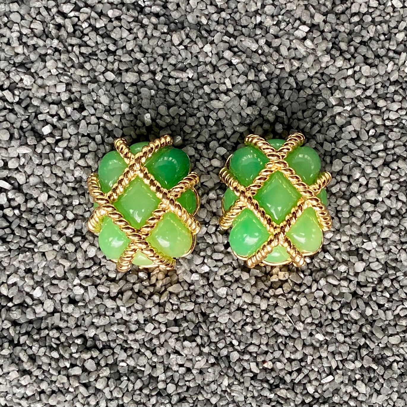 Green Gold Cross Hatch Filigree