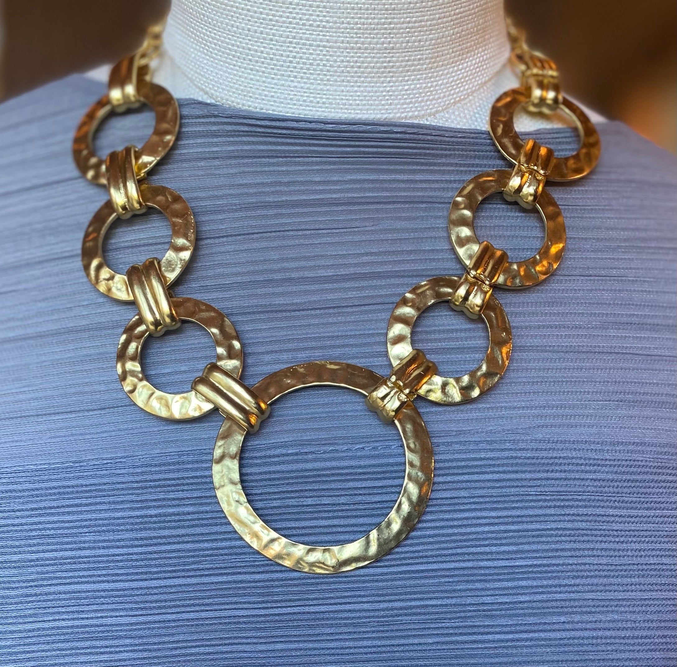 Hammered Gold Circle Links