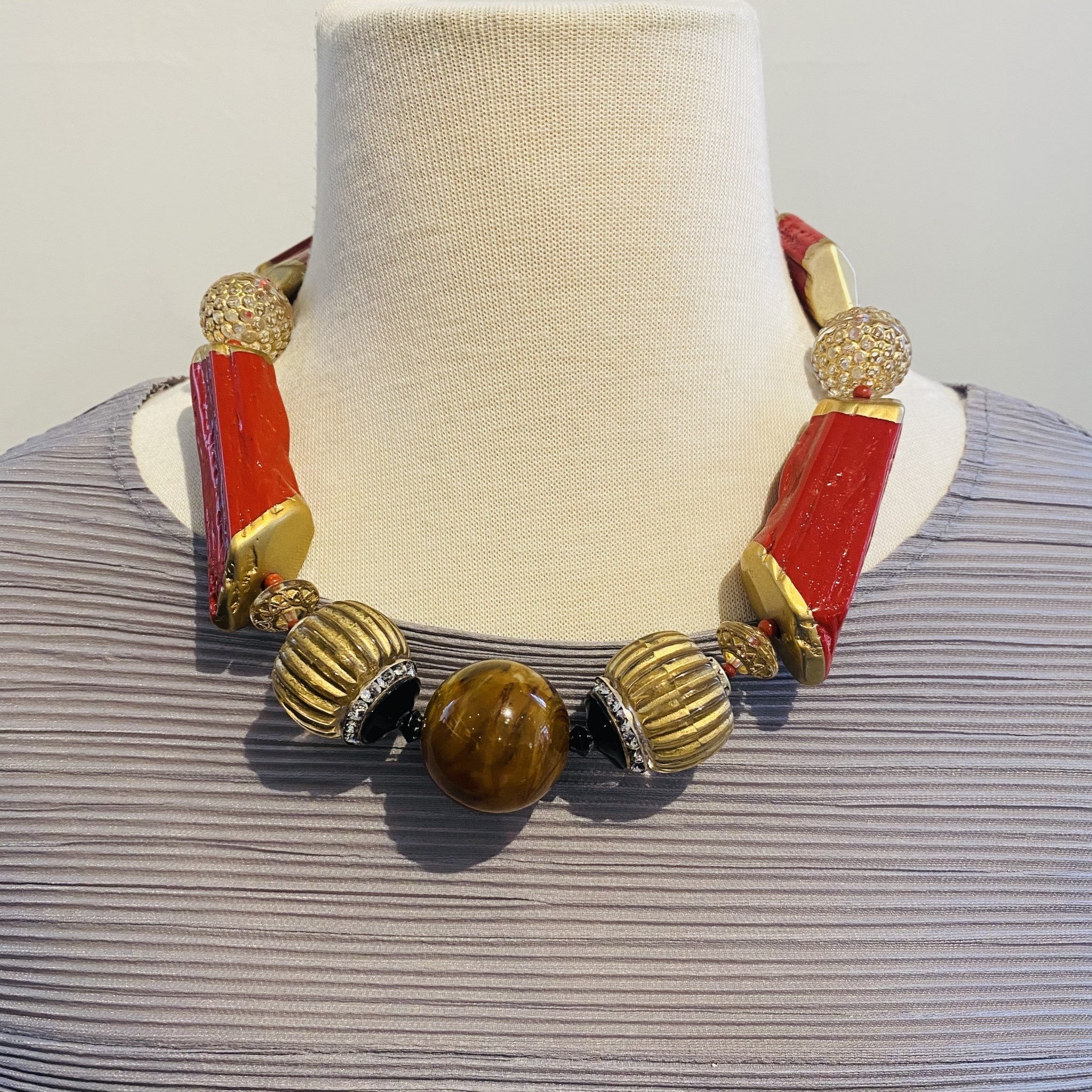 Red Gold Strange Beads