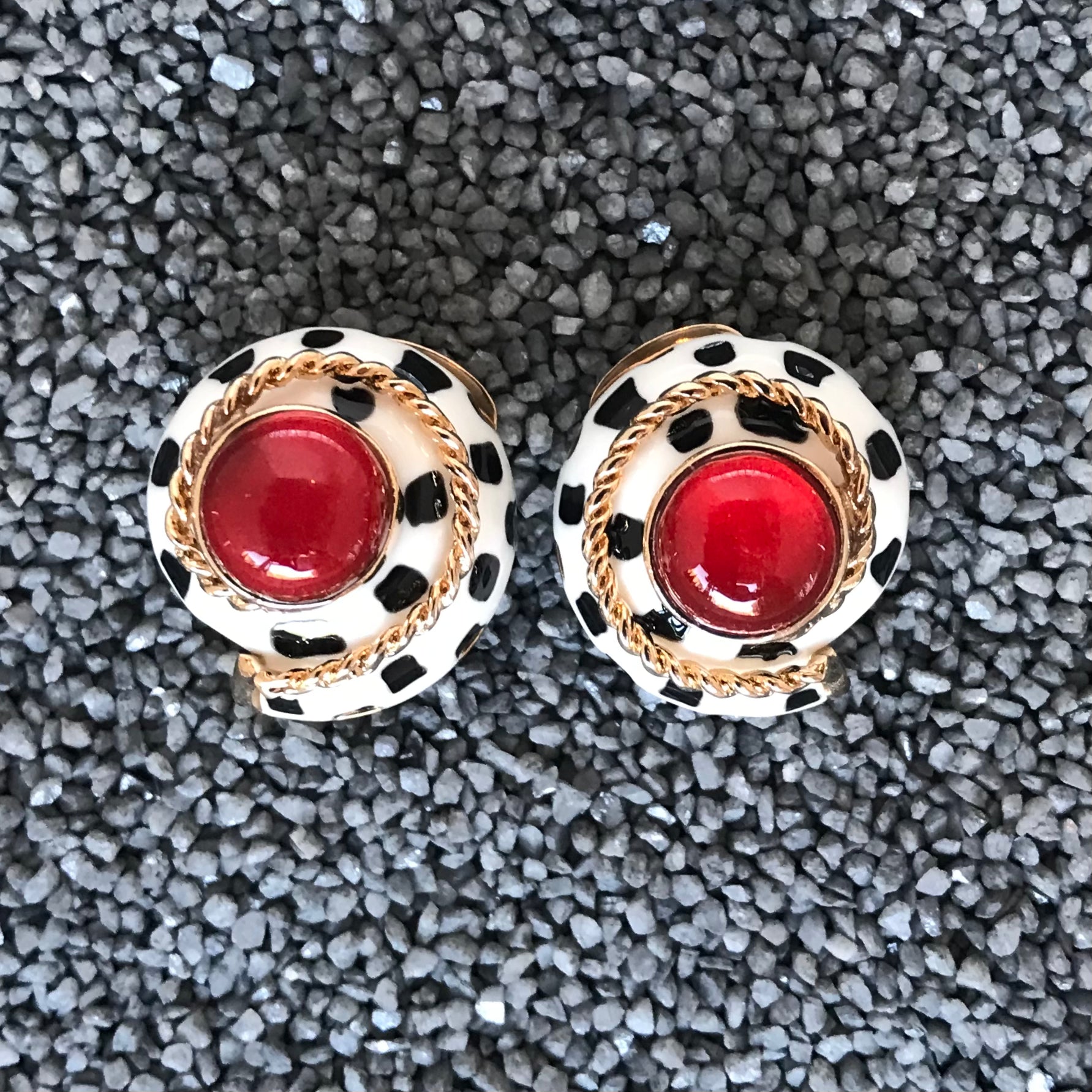 Spotted Shell Swirls W Color Center