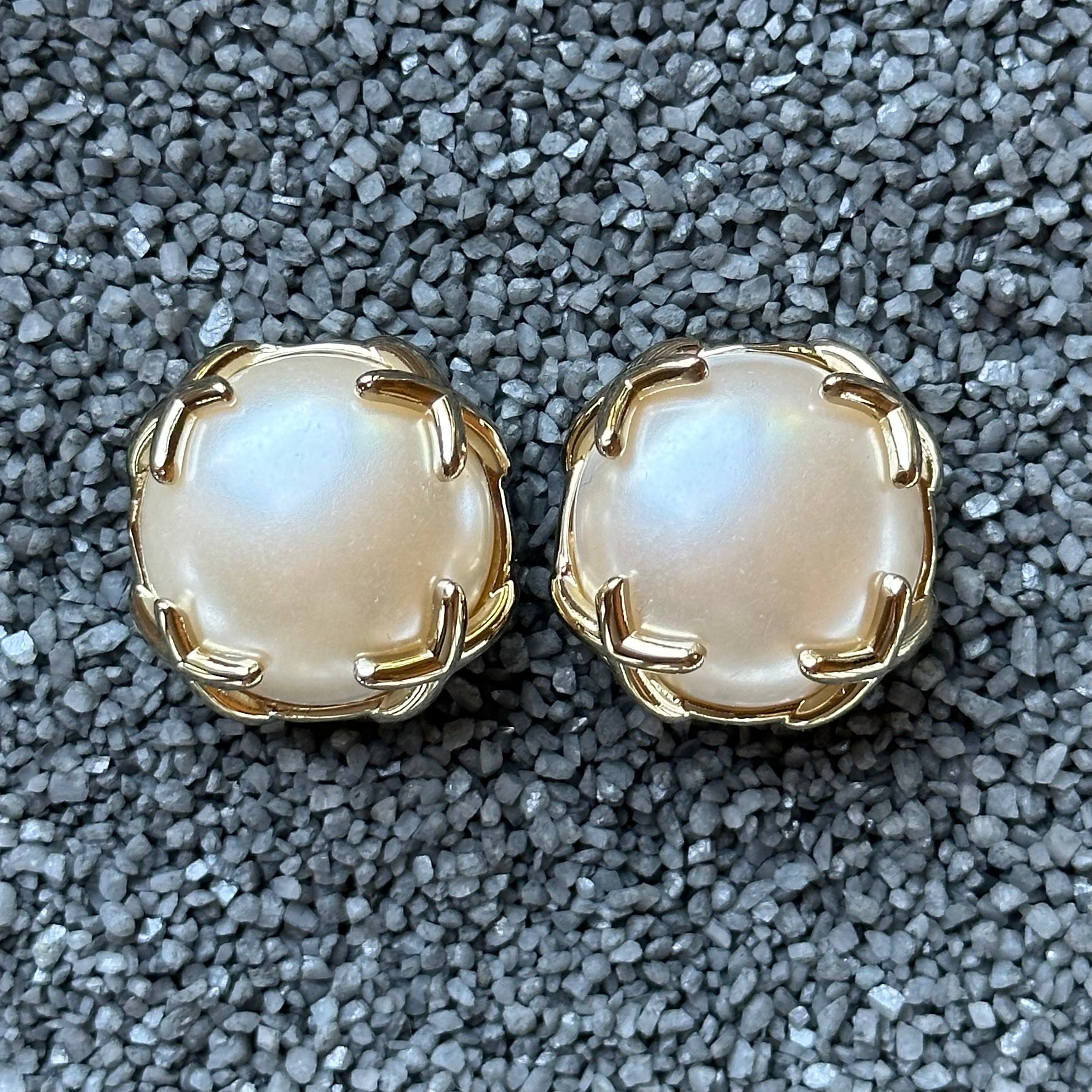 Colored Ovals with 4 Gold X's