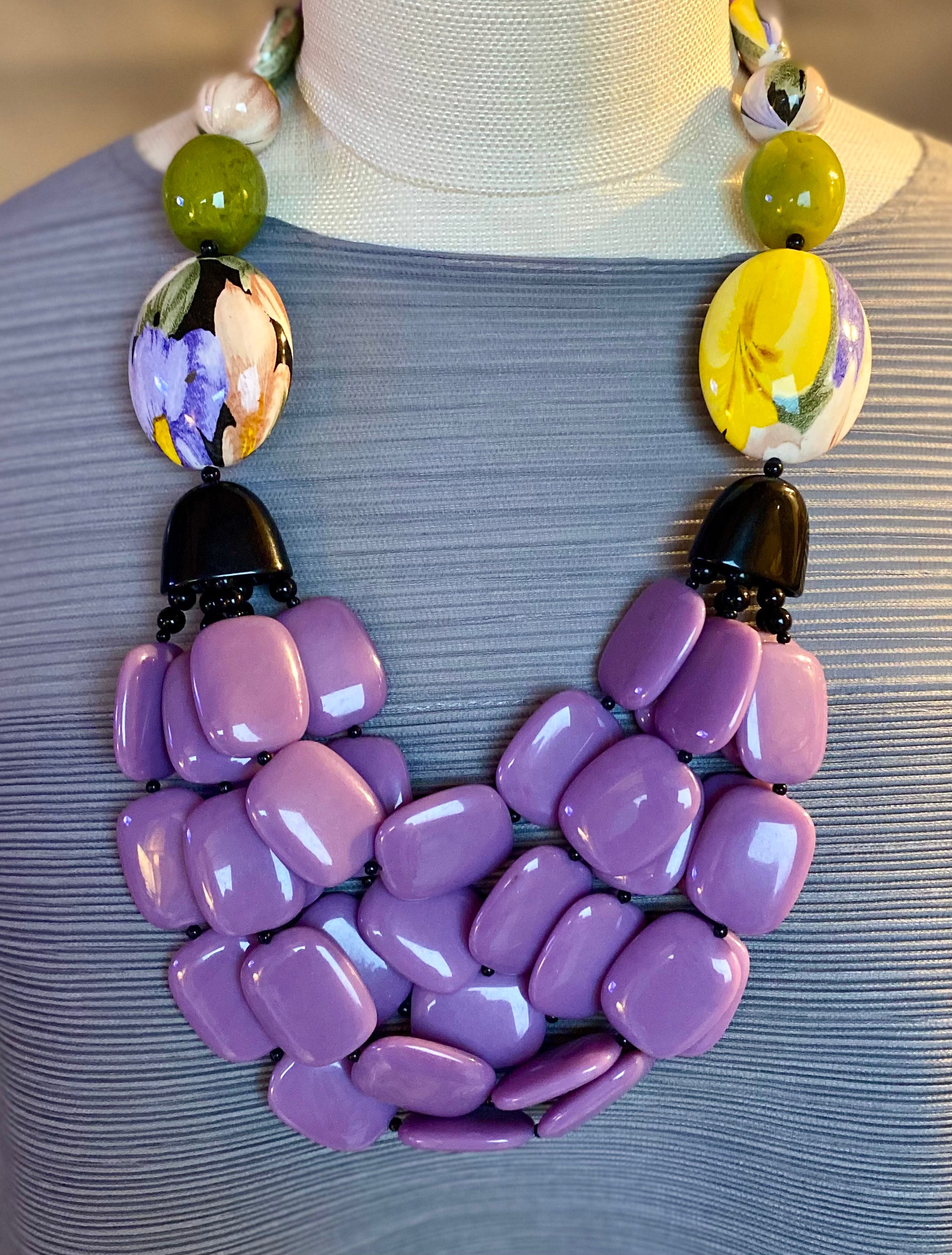 Purple and flower beads 5 Strands