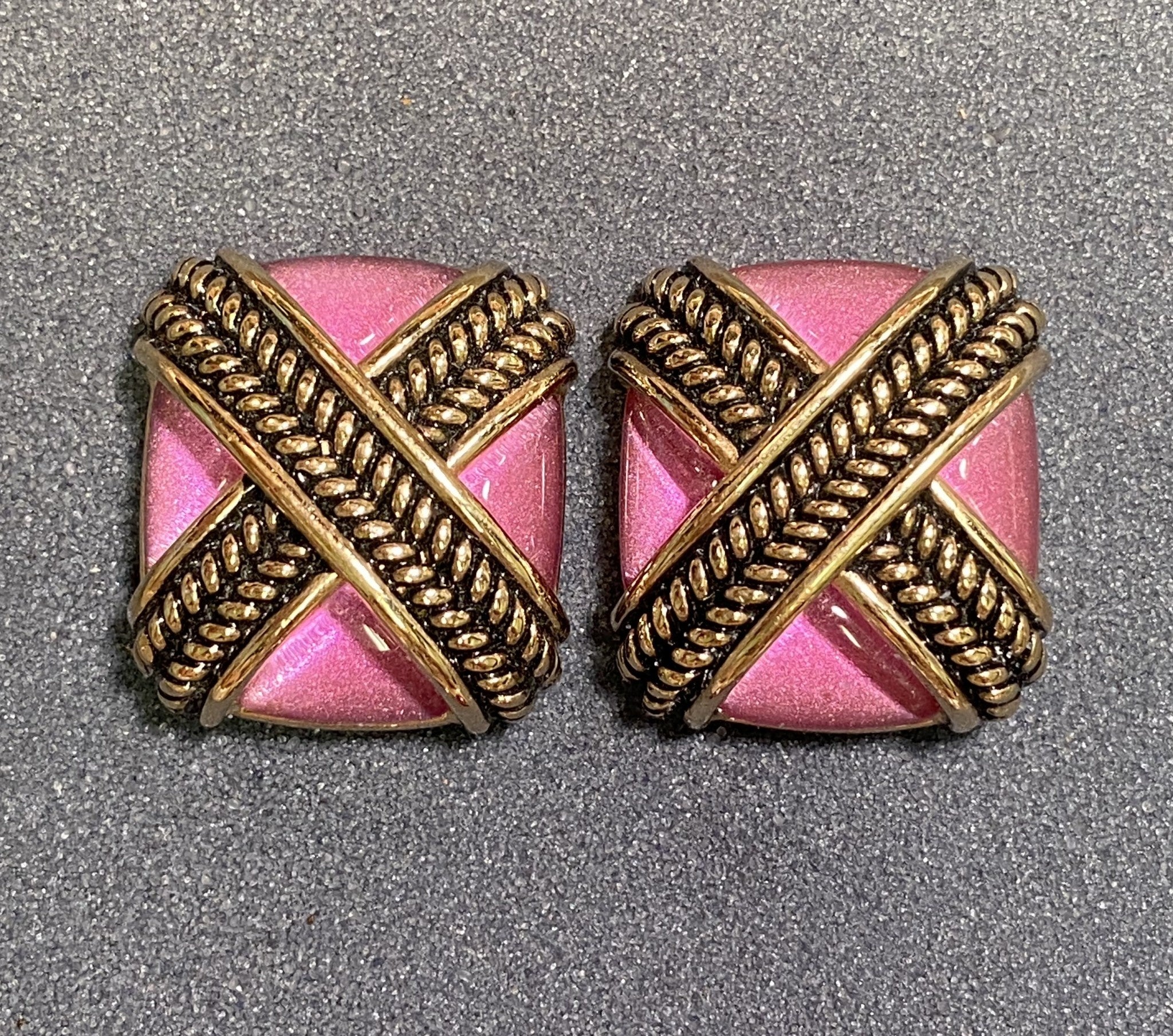 Rope Cross on Colors