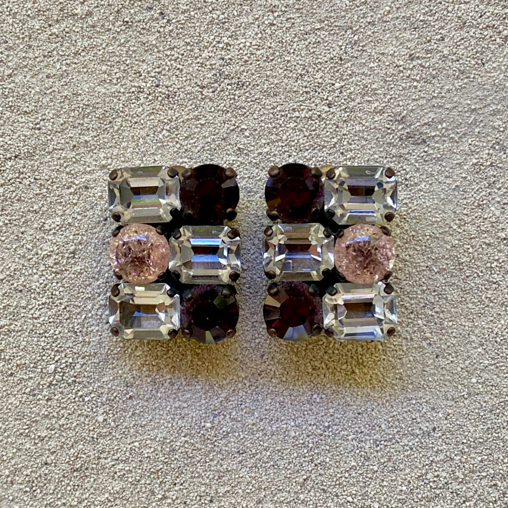 6 Stone Red Pink Clear