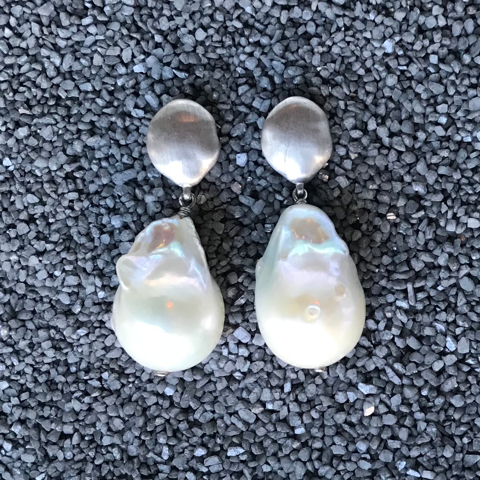 Nugget Top Pearl Drop Silver Clip