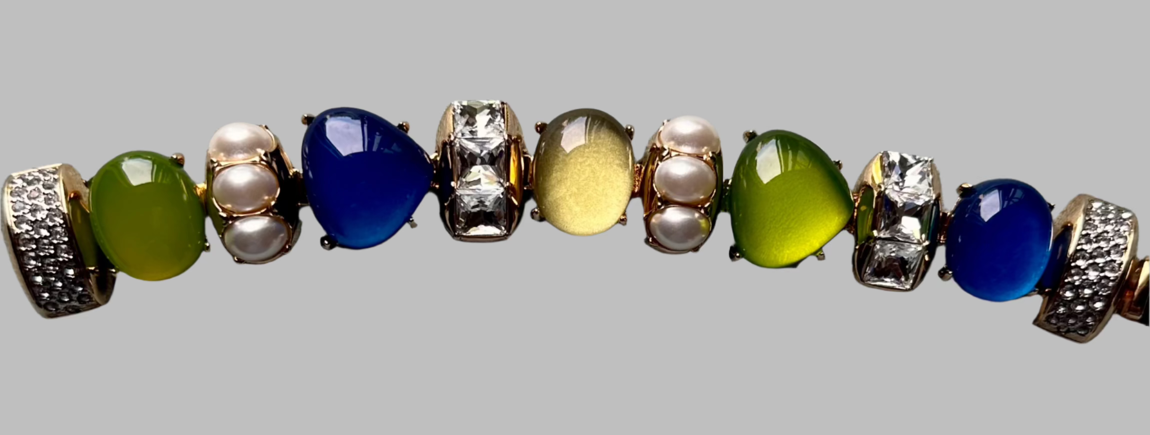 5 Spaced Hearts and Ovals