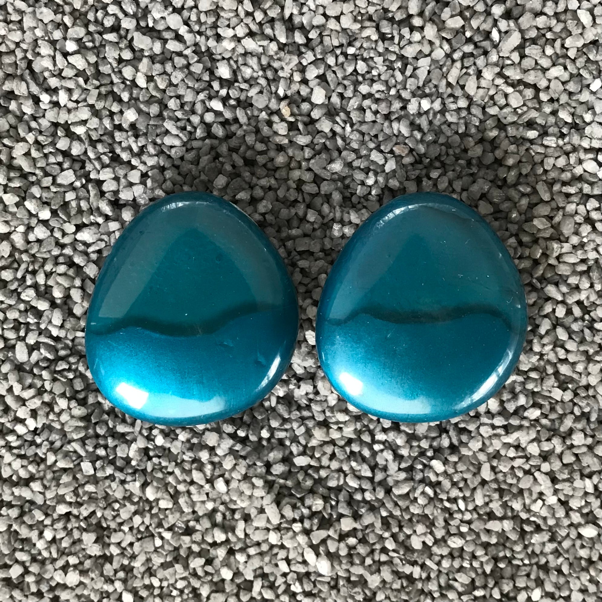 Zoe Button in Colors