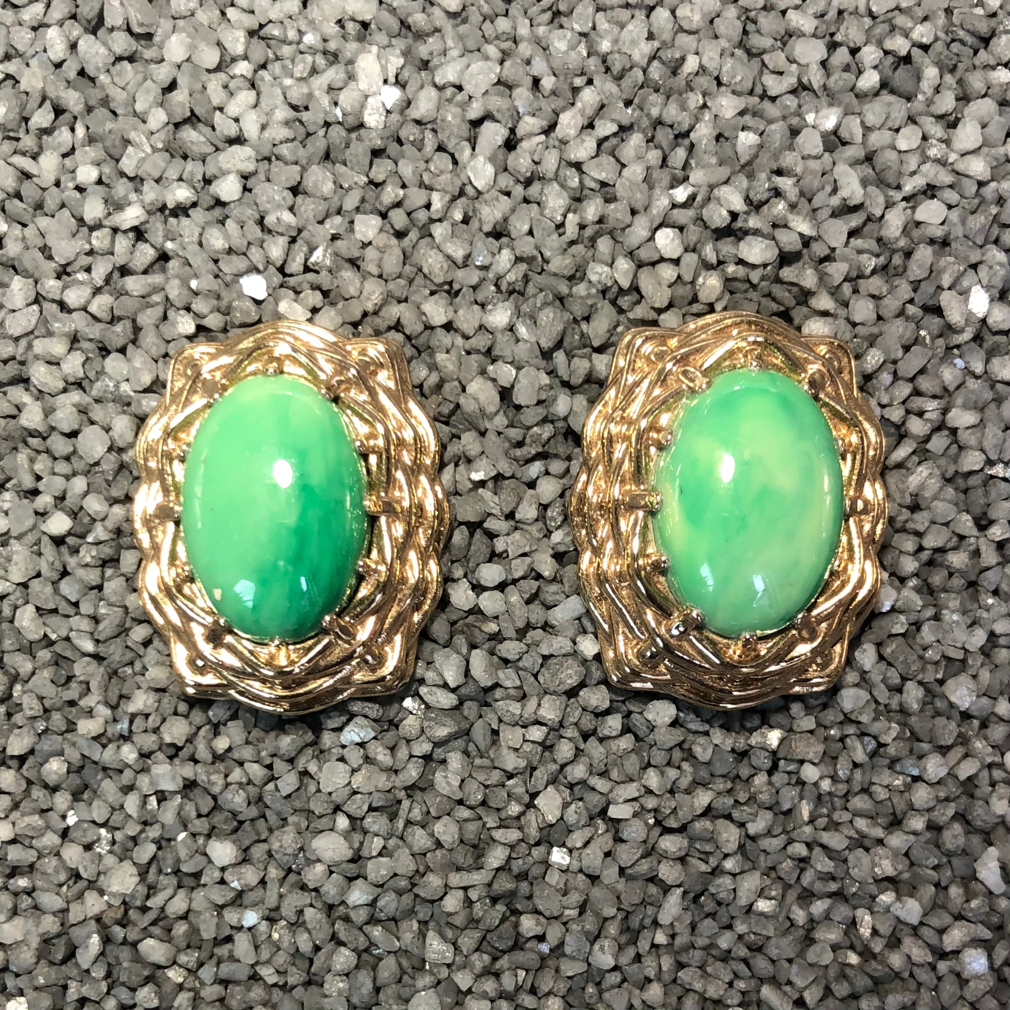 Stone W/ Basket Gold Green