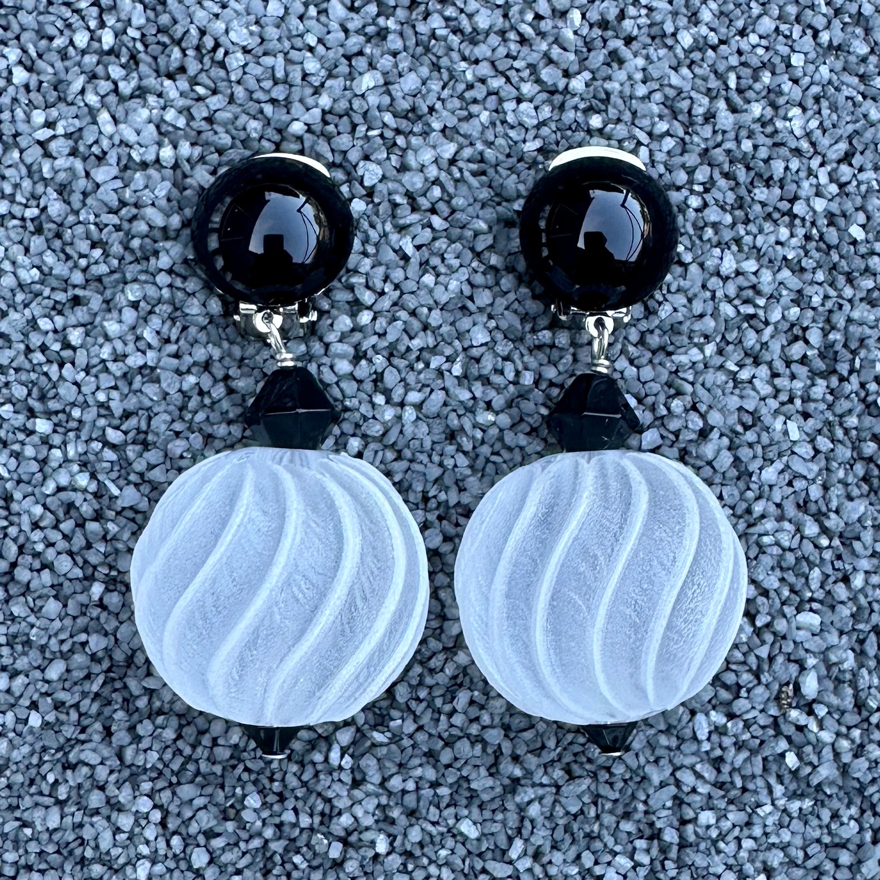 Ricciolo Helical Ball in Colors