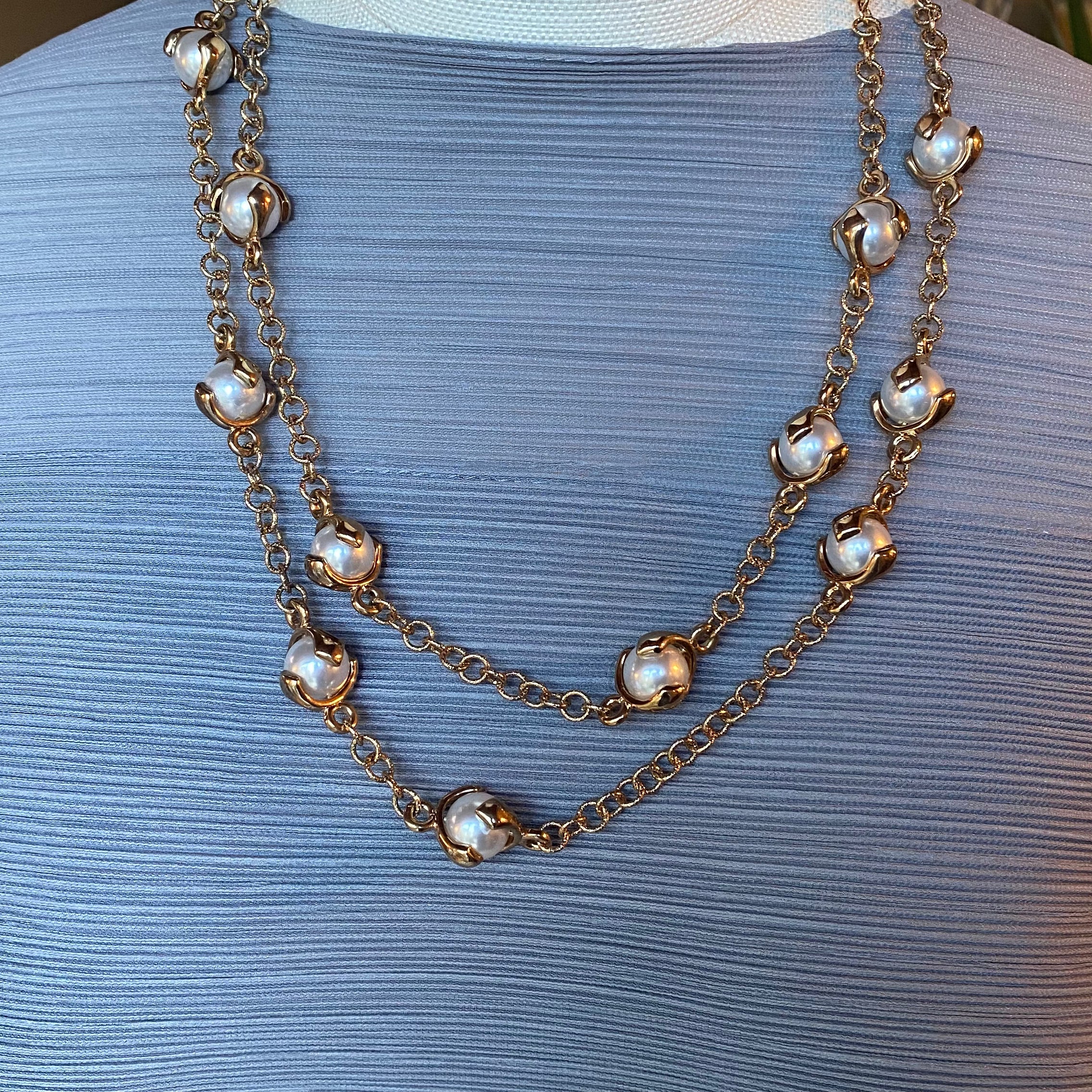 Interlocking Gold Chain w Pearl Connectors