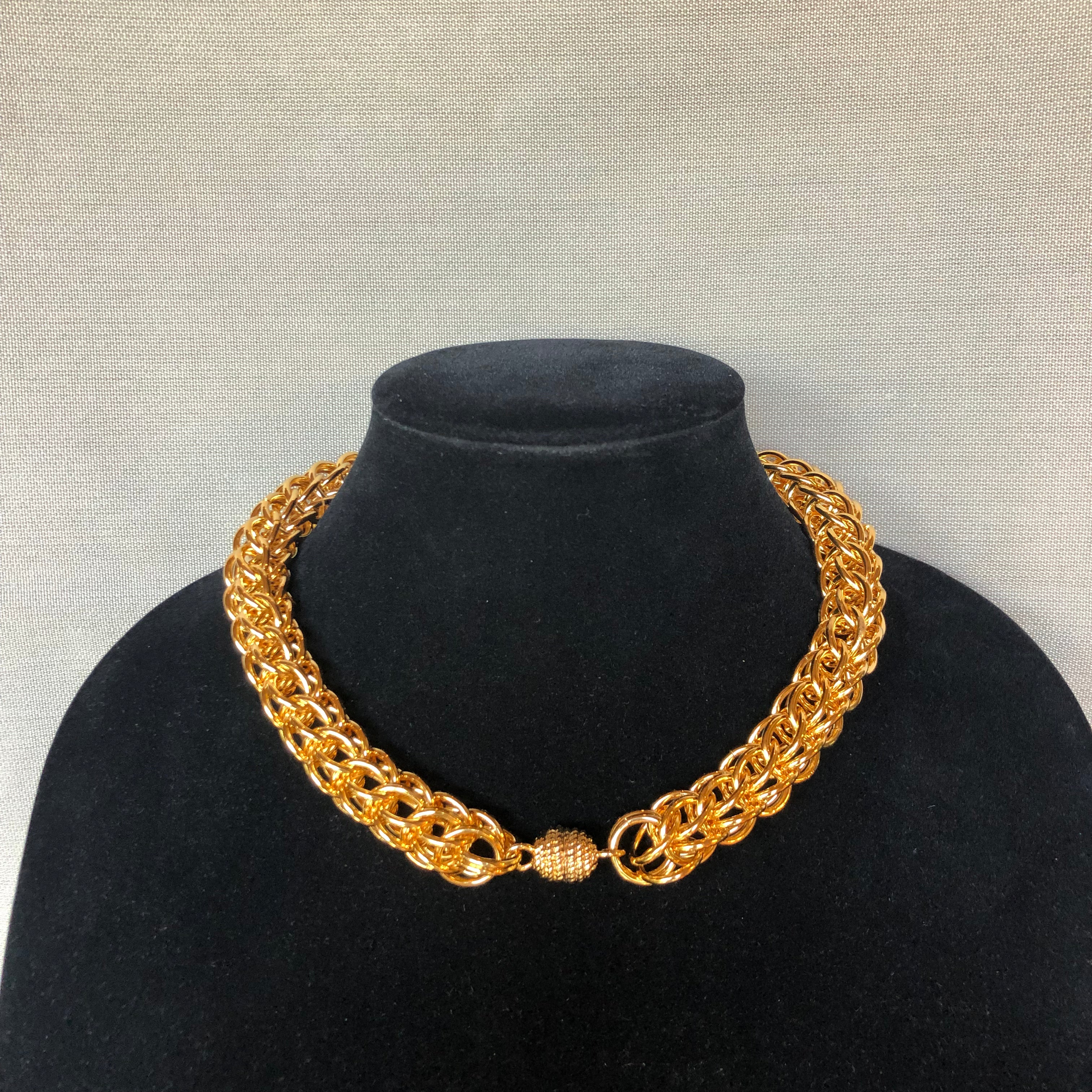 Multi Chain Links Gold with Magnets