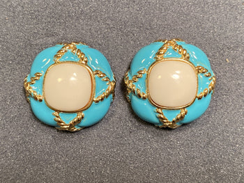 Fancy Button in Colors