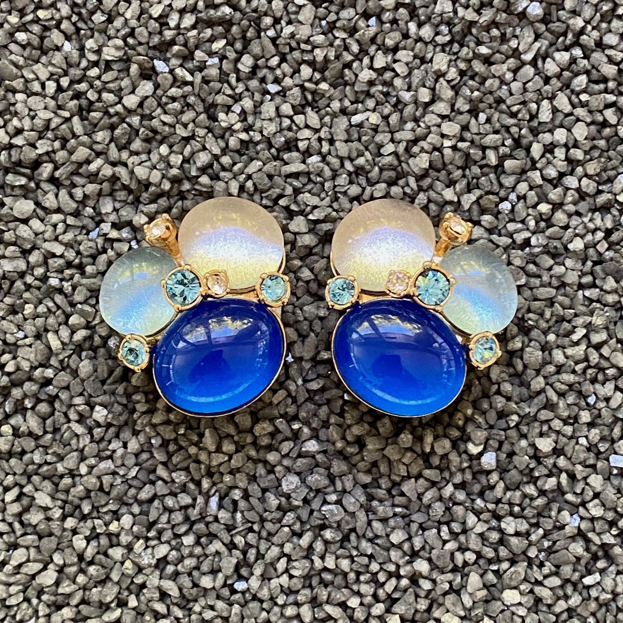 3 Stones W/ Small Crystals in Colors