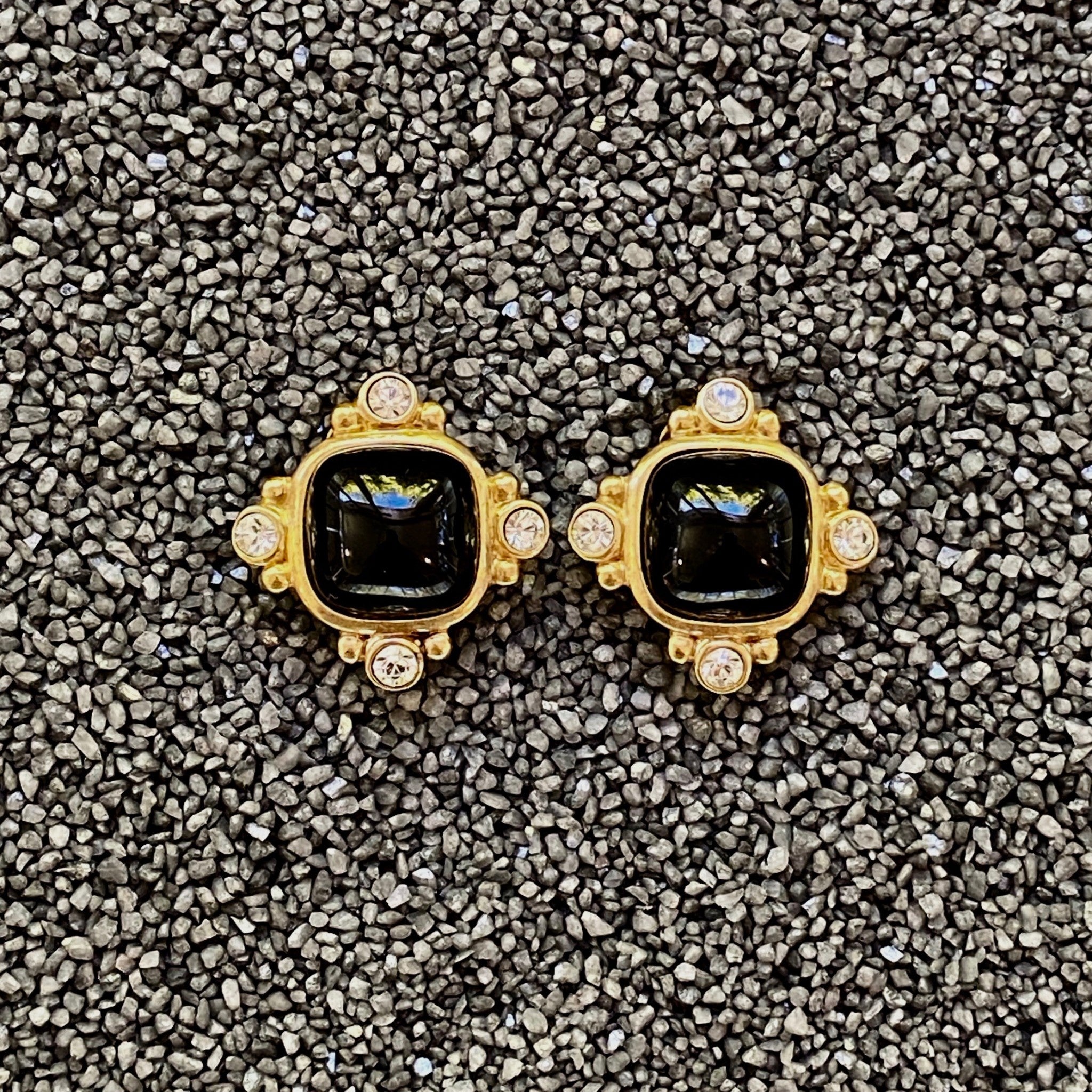 Black w Crystals Gold Clip