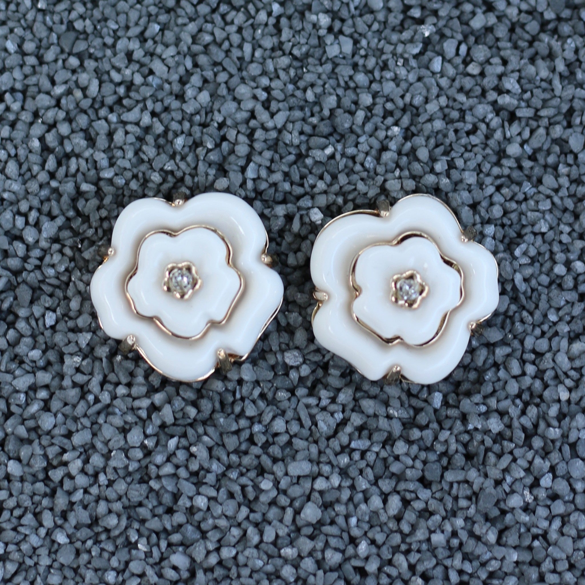 Flower CZ Center / Colors