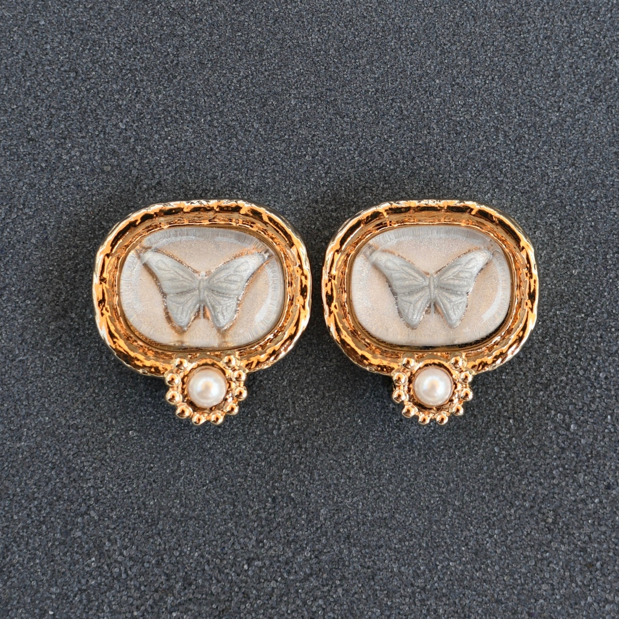 Butterfly Single Pearl