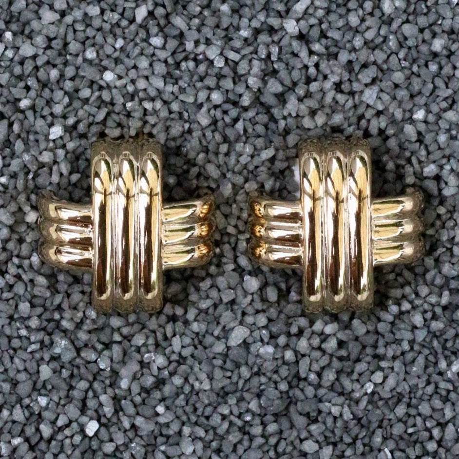 Deco Criss Cross