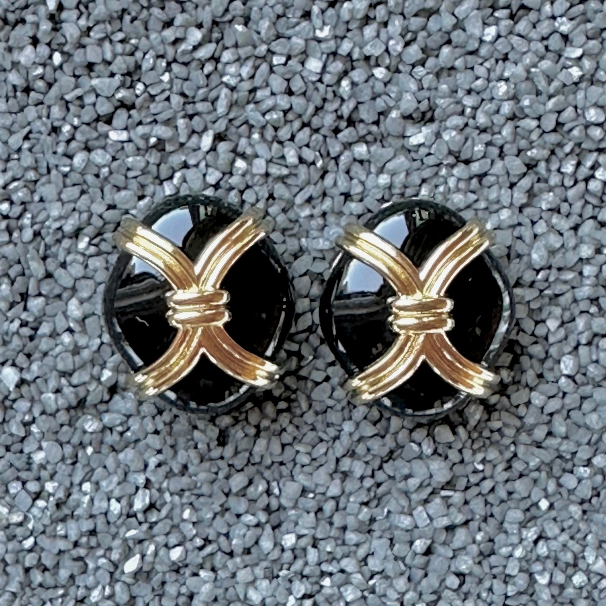 Colored Ovals with Half Circles Tied