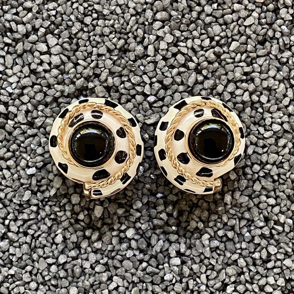 Spotted Shell Swirls W Color Center
