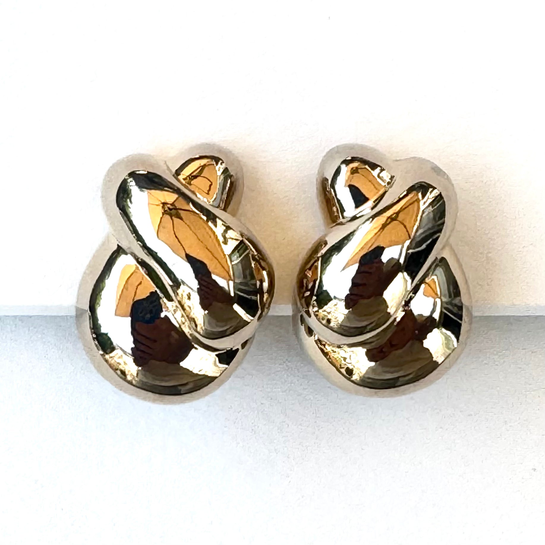Gold Twist Clip Earring
