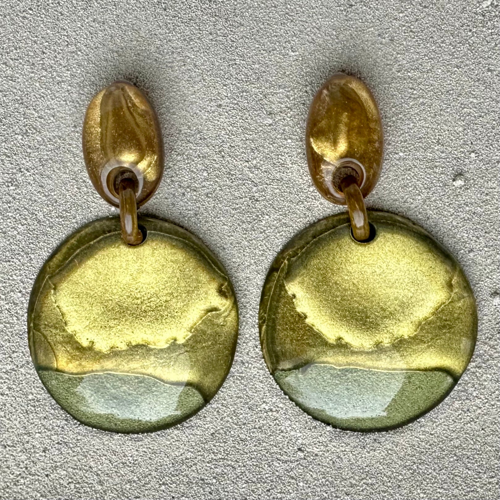 Sandy Clip in Colors