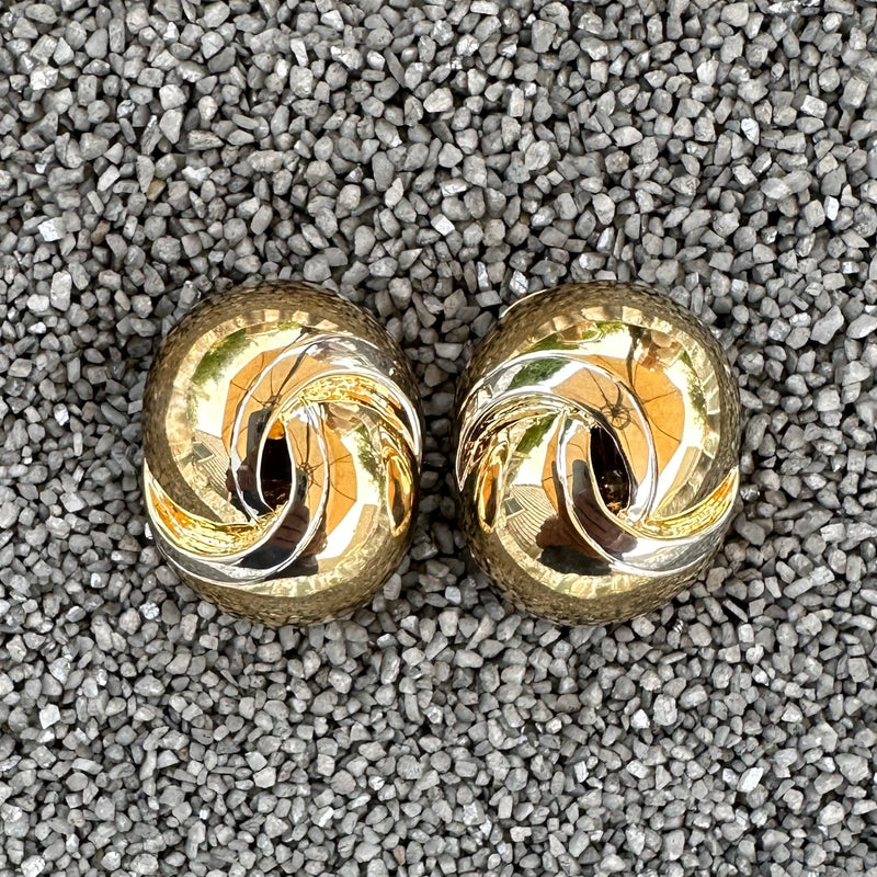 Wide Gold and Narrow Silver Ying