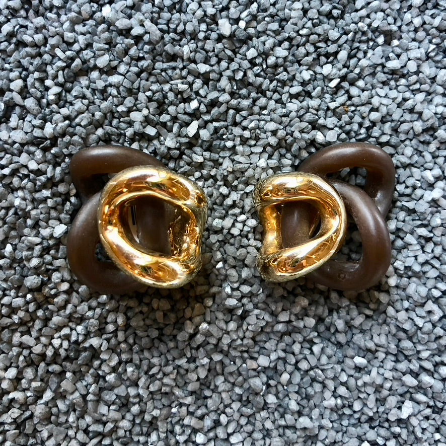 Knot Gold with Colors