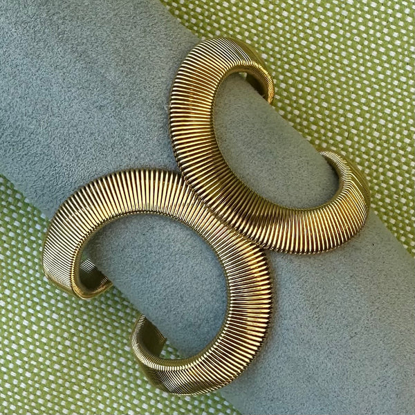 2" Wide Ribbed Gold w Hinge