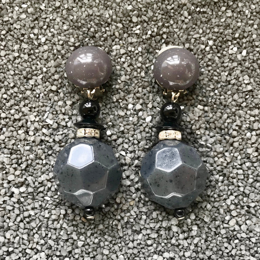 Drop Faceted in Colors