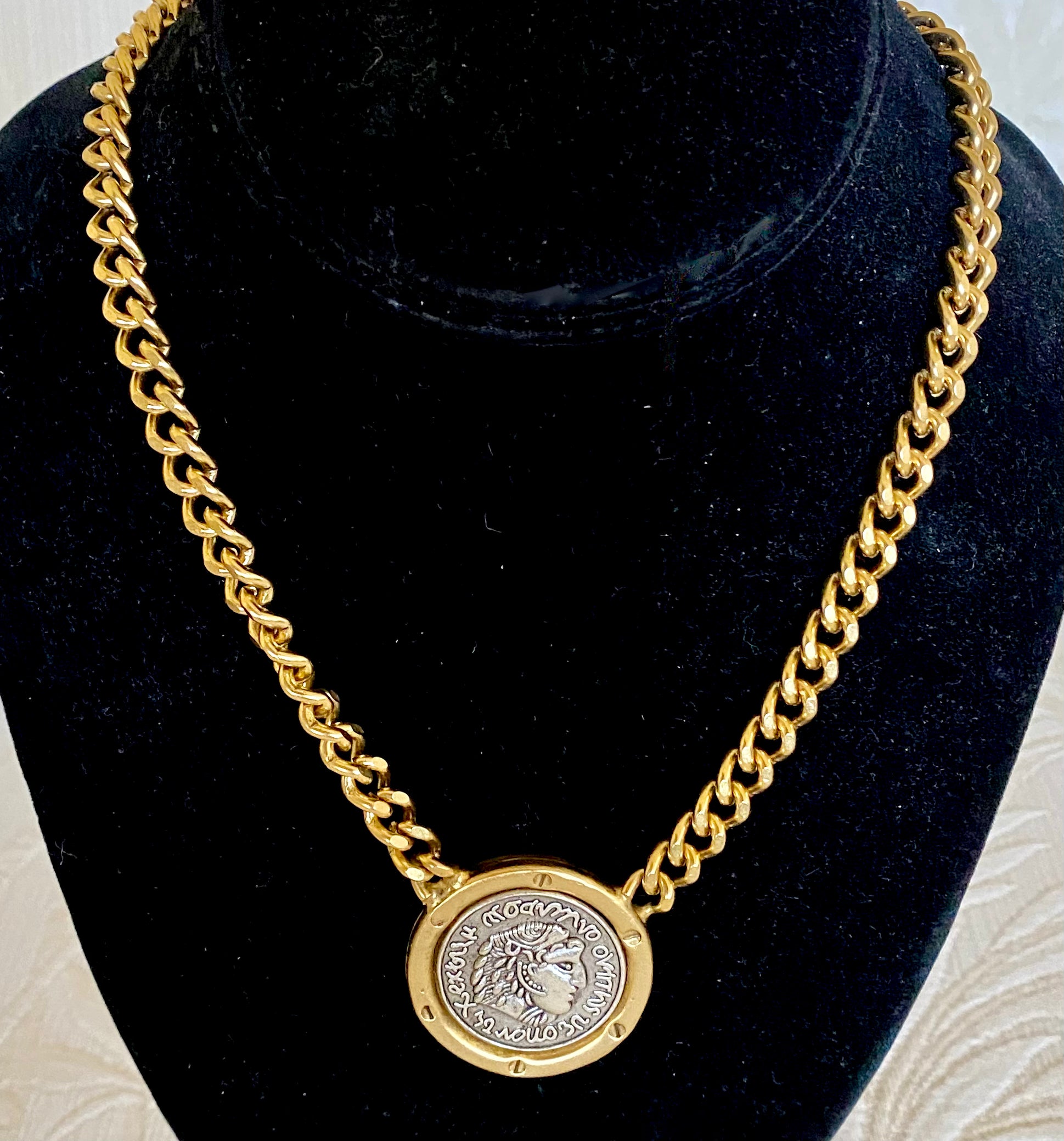 Medium Silver Coin Drop