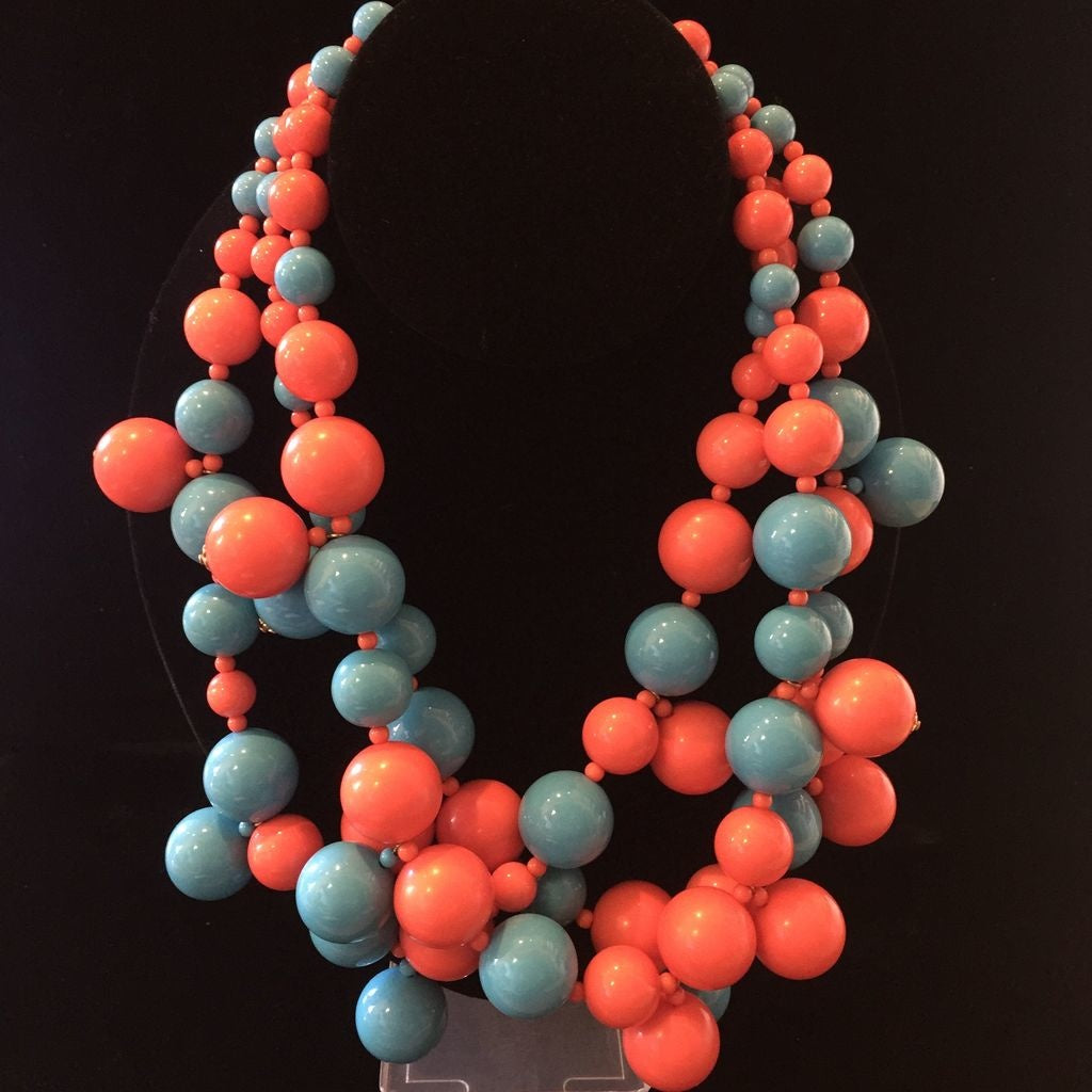 Three Row Clusters in Colors