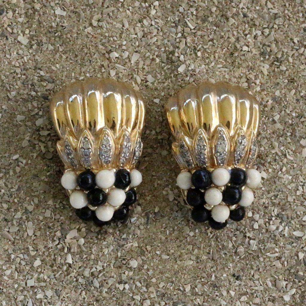 Gold Cascades Black & White