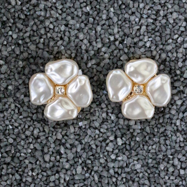 Petite Pearl Flower Clip